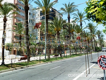  Mascletà. Hogueras de San Juan, Alicante.